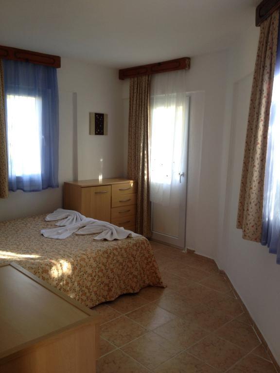 R.E.D. Hotel Олудениз Стая снимка